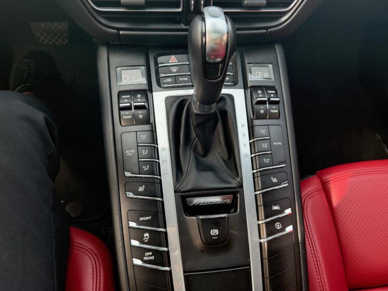2021 Porsche Macan S/20INCH WHEELS/UPGRADED DASH - Photo #12