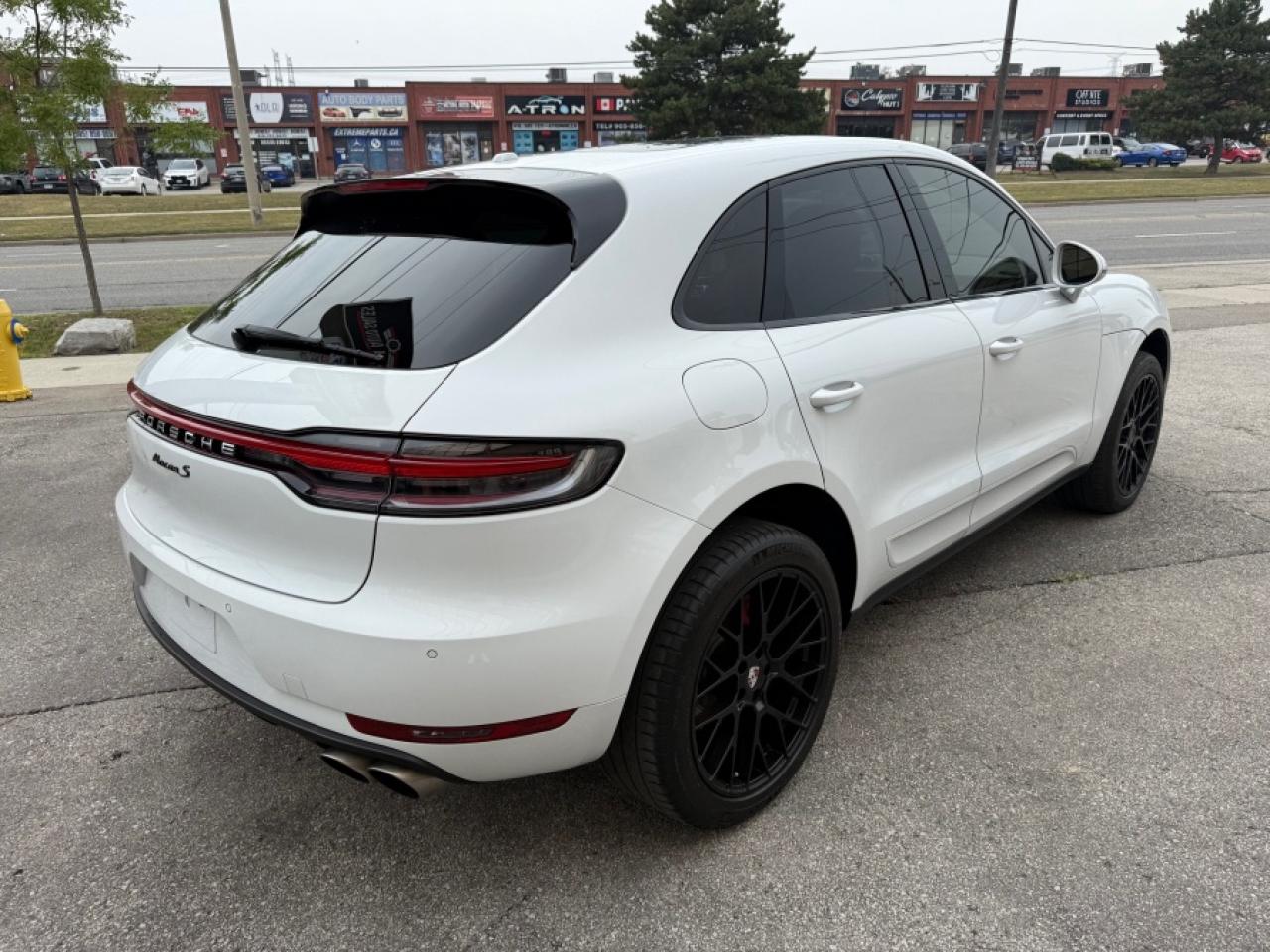 2021 Porsche Macan S/ 20INCH WHEELS/ LEATHER DASH - Photo #5