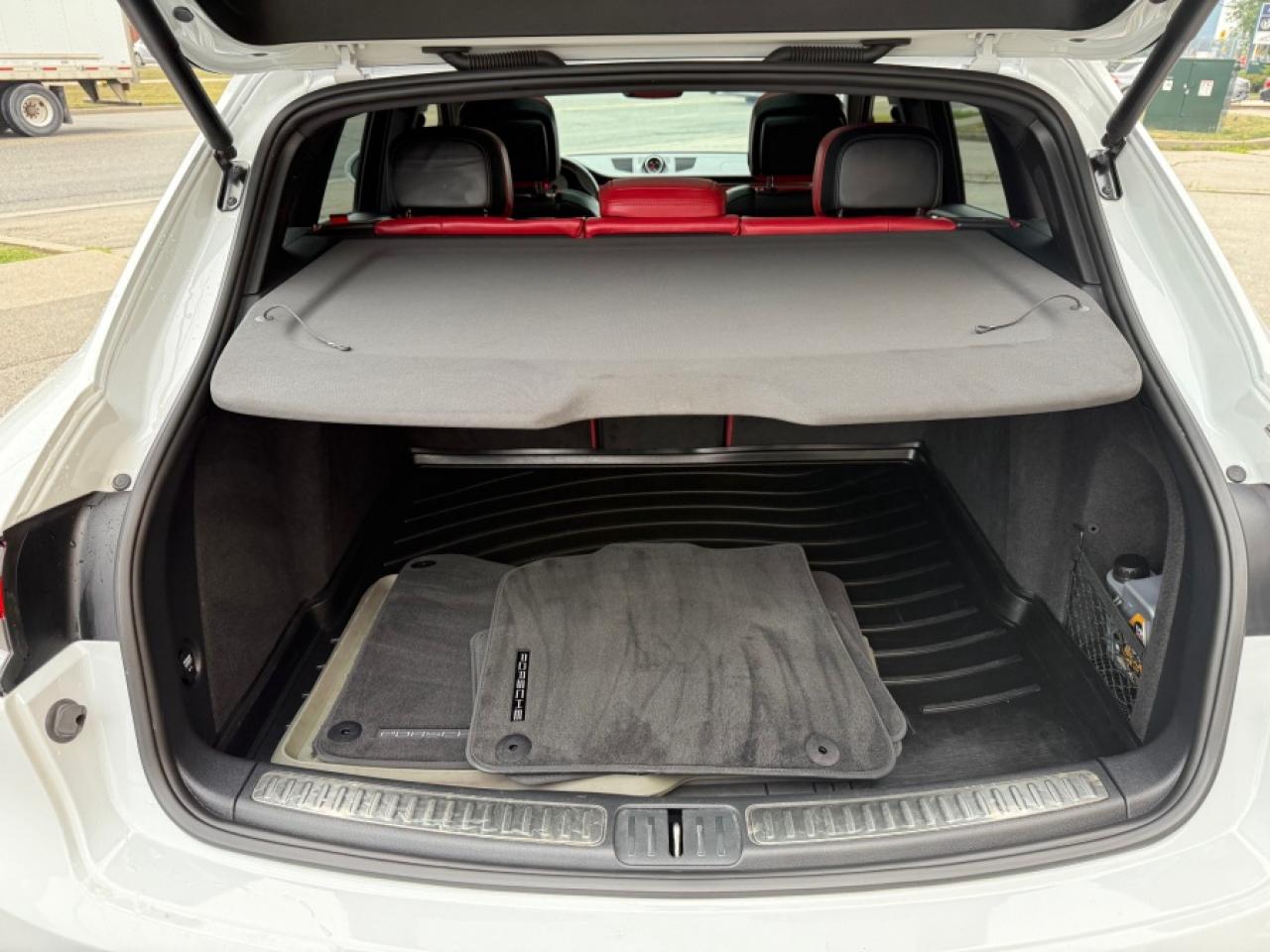 2021 Porsche Macan S/ 20INCH WHEELS/ LEATHER DASH - Photo #22