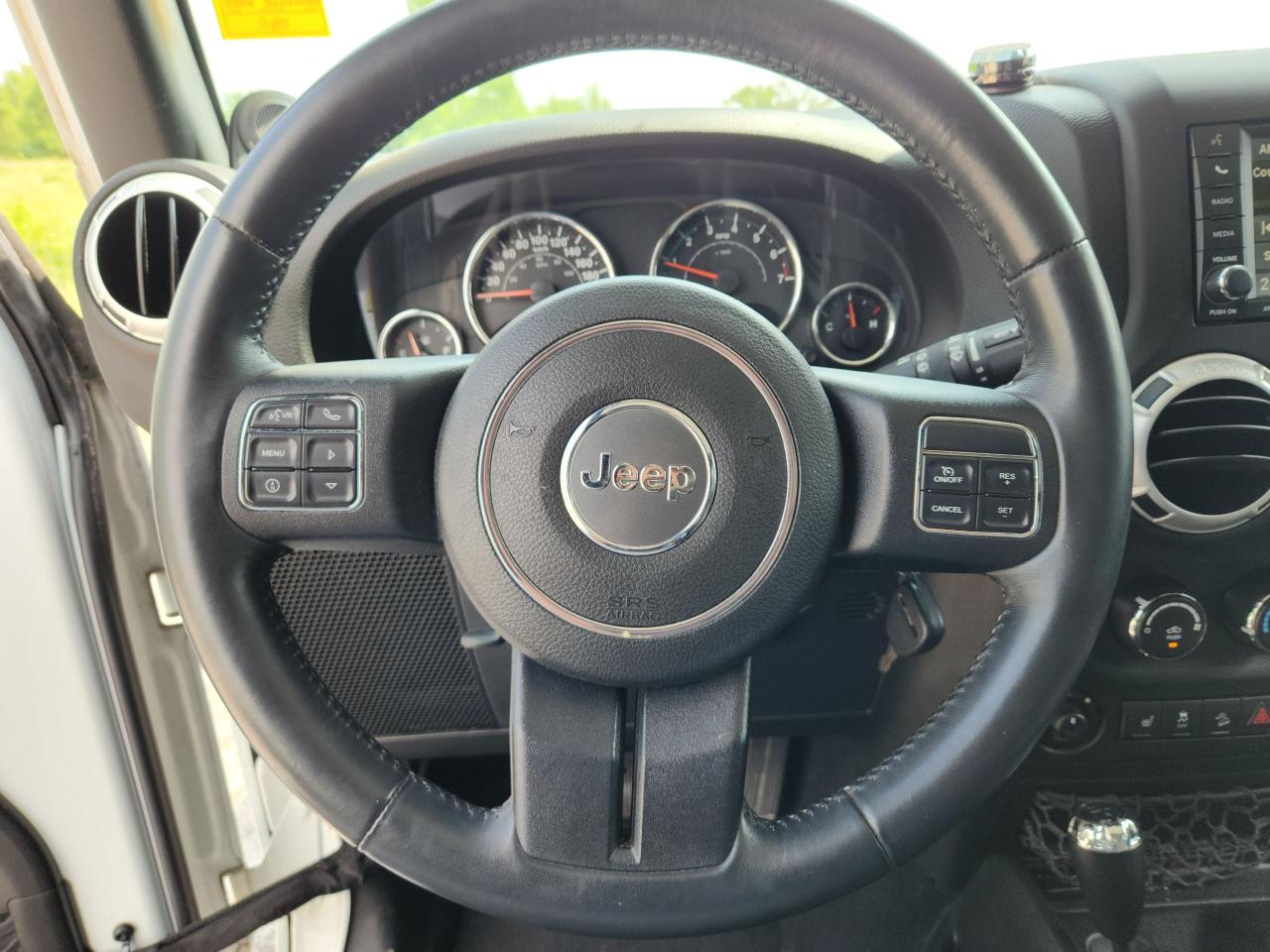2014 Jeep Wrangler Sahara Photo27