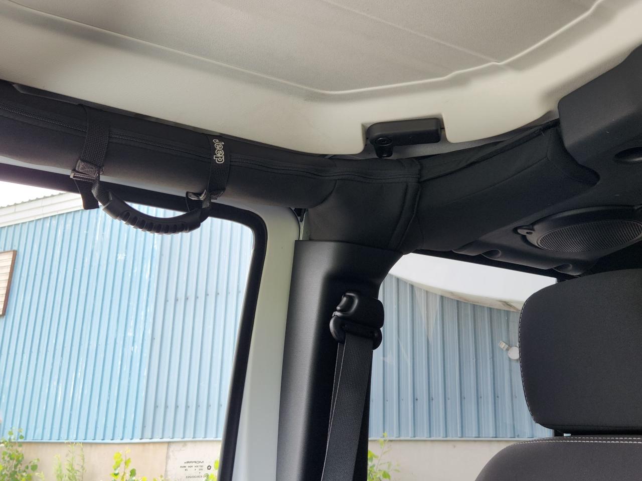 2014 Jeep Wrangler Sahara Photo30