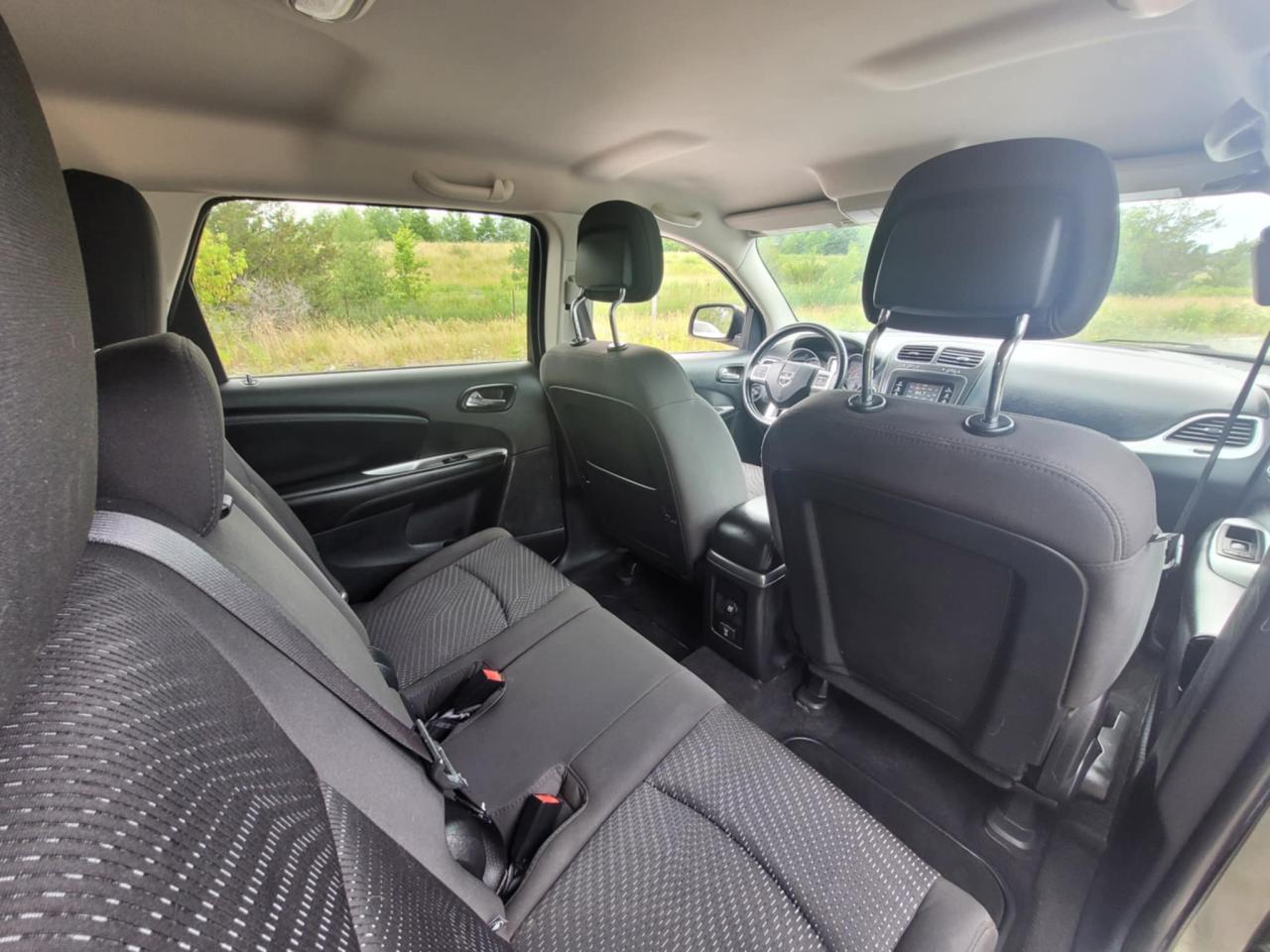 2017 Dodge Journey SXT Photo29
