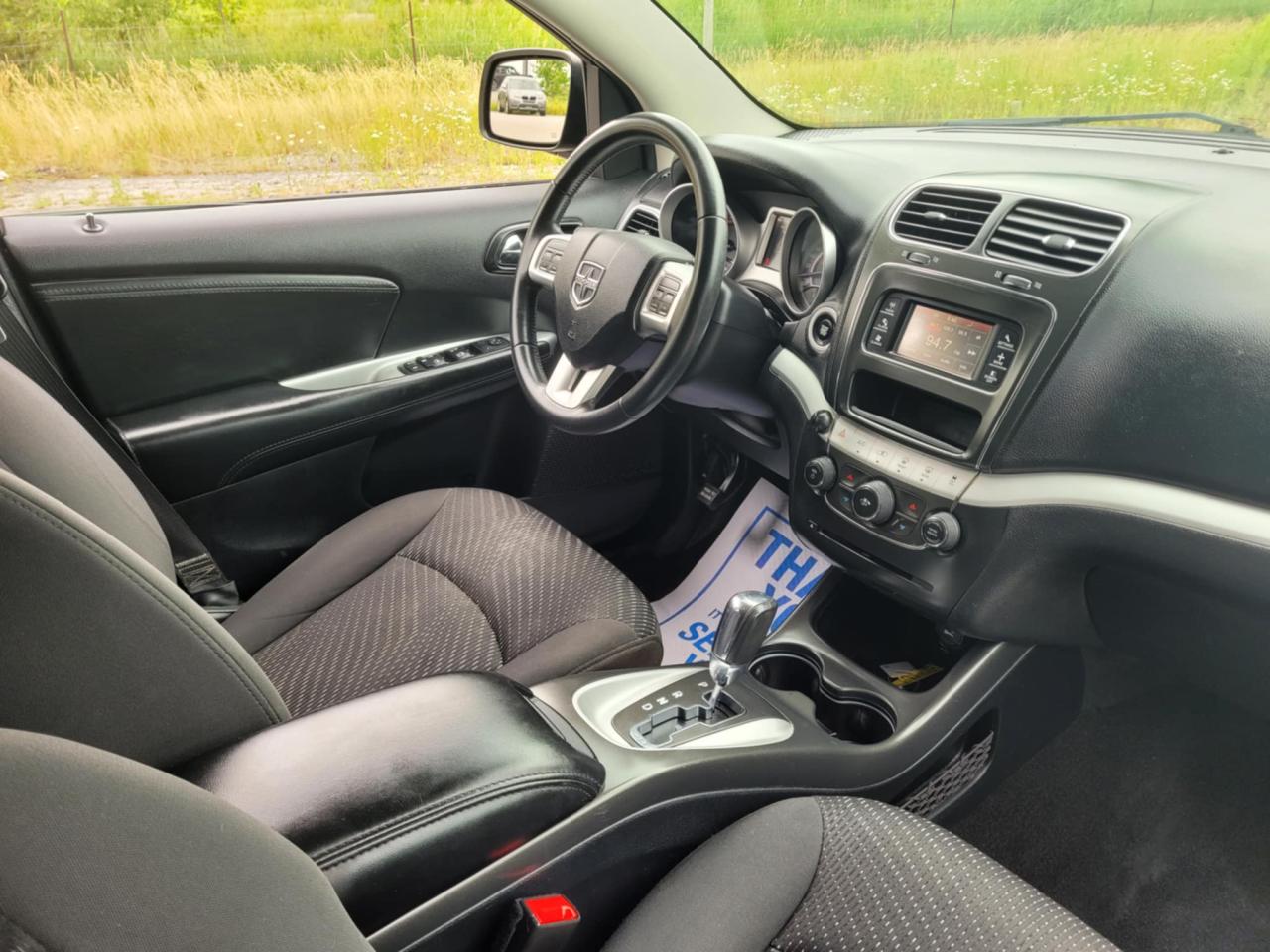 2017 Dodge Journey SXT Photo7