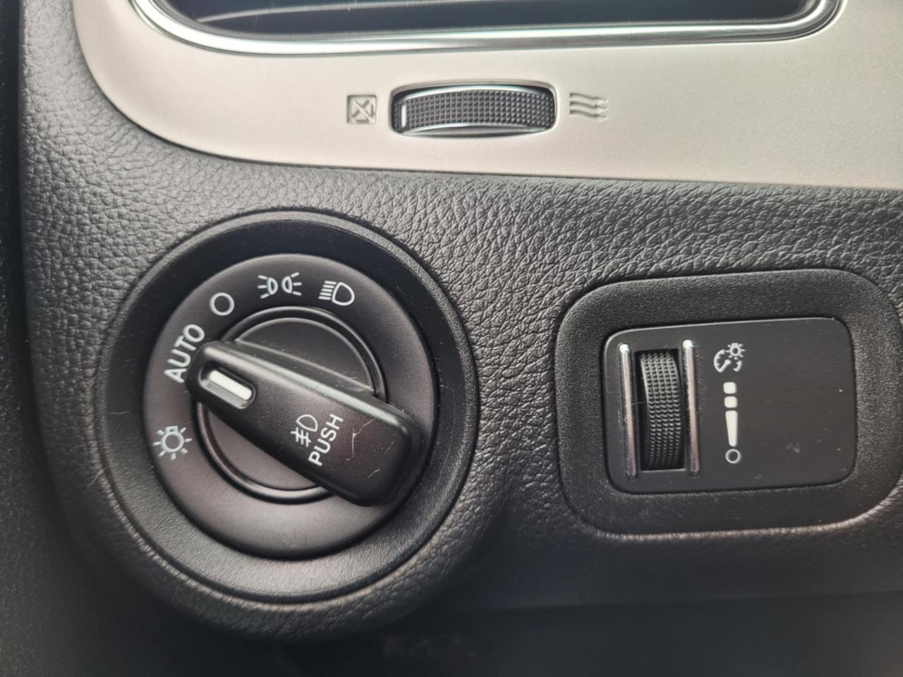 2017 Dodge Journey SXT Photo35