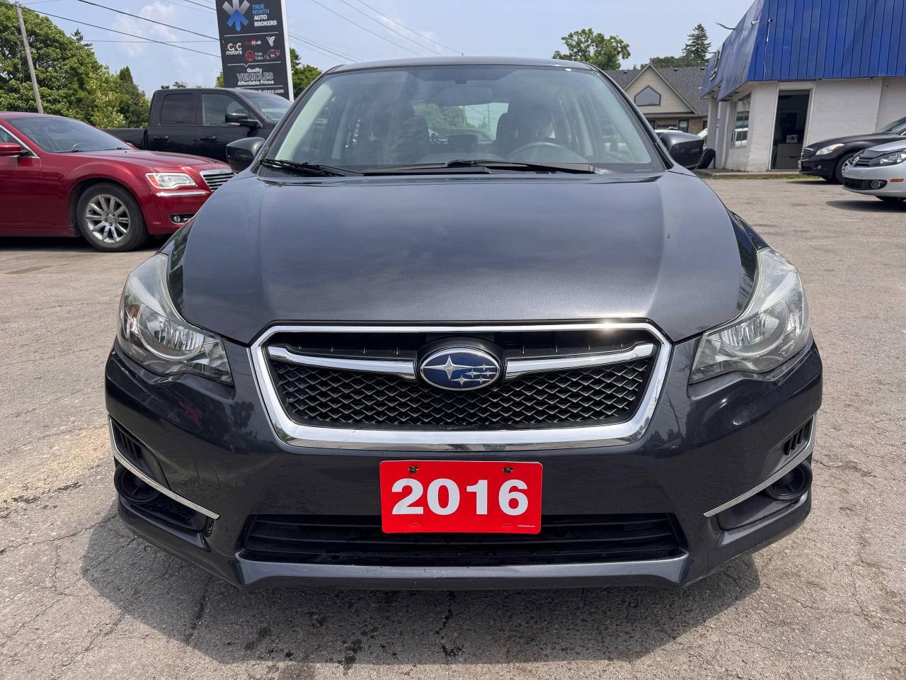 2016 Subaru Impreza 2.0i - Photo #2