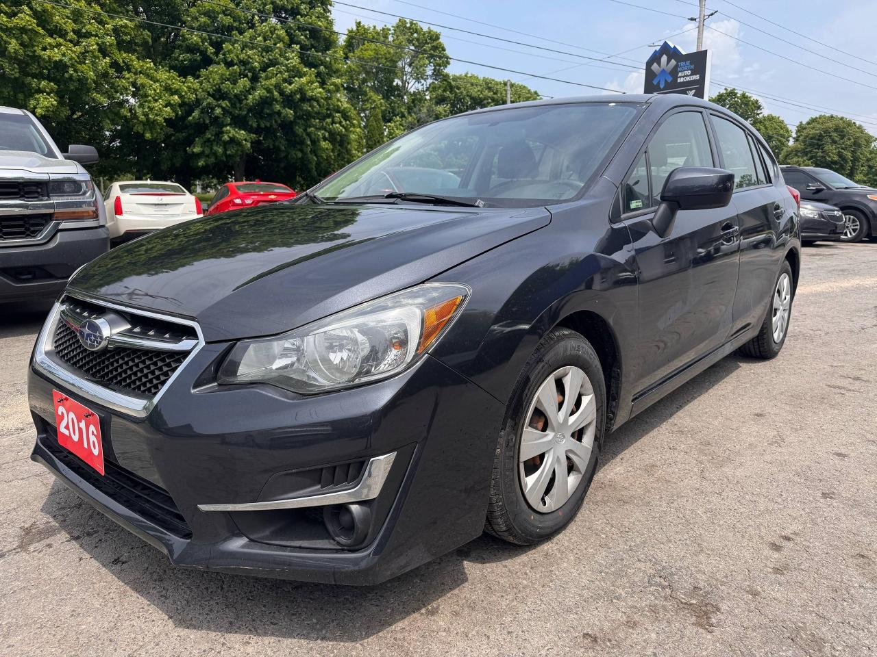 2016 Subaru Impreza 2.0i - Photo #3