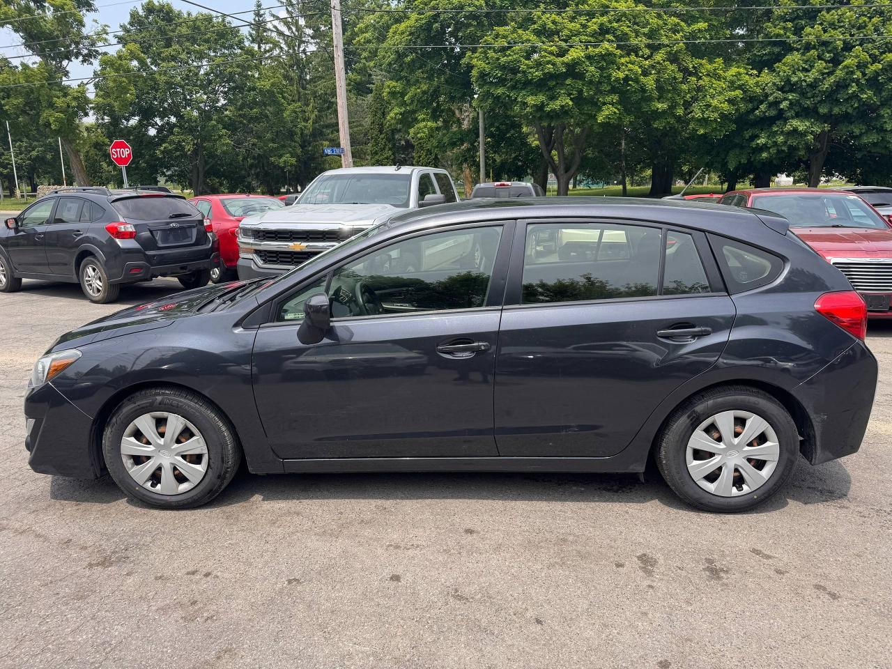 2016 Subaru Impreza 2.0i - Photo #4