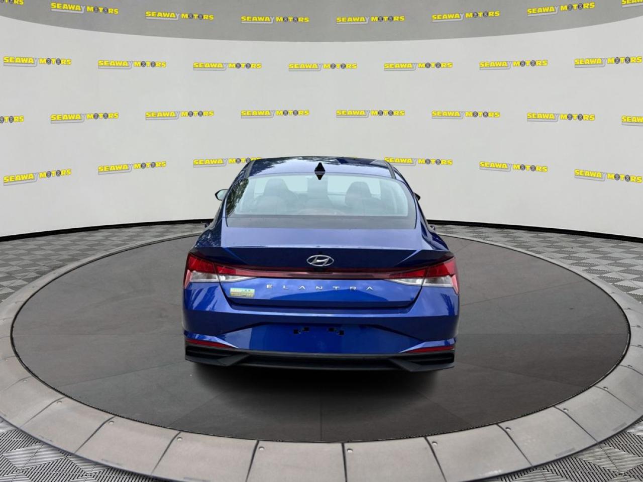 2021 Hyundai Elantra  - Photo #4