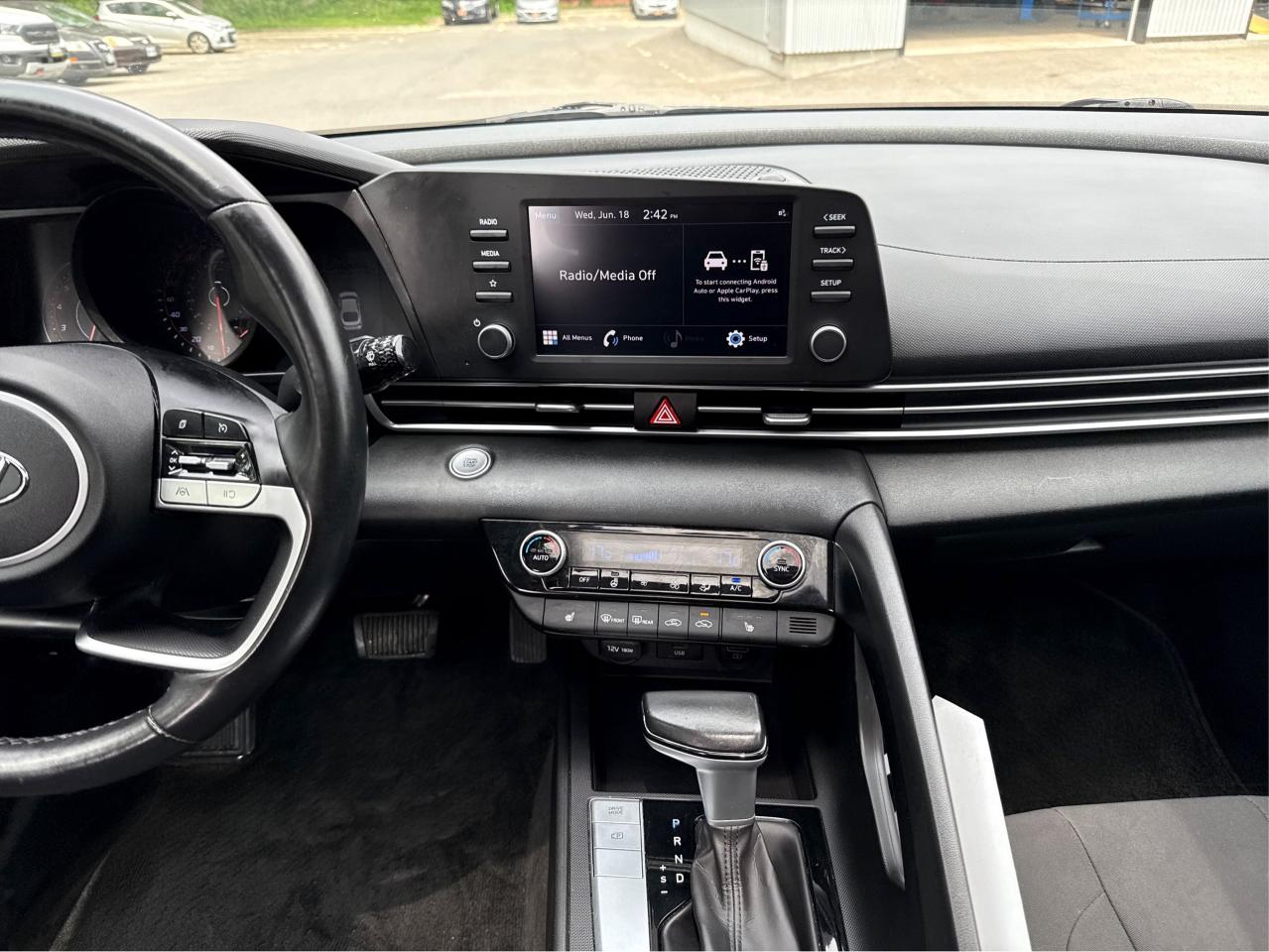 2021 Hyundai Elantra  - Photo #12