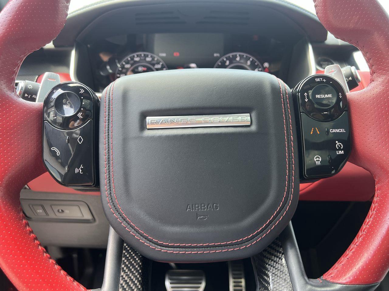 2020 Land Rover Range Rover Sport SVR AWD,  MOONROOF, HEATED LEATHER SEATS, POWER LIFTGATE, BACK UP CAM, NAV!! Photo