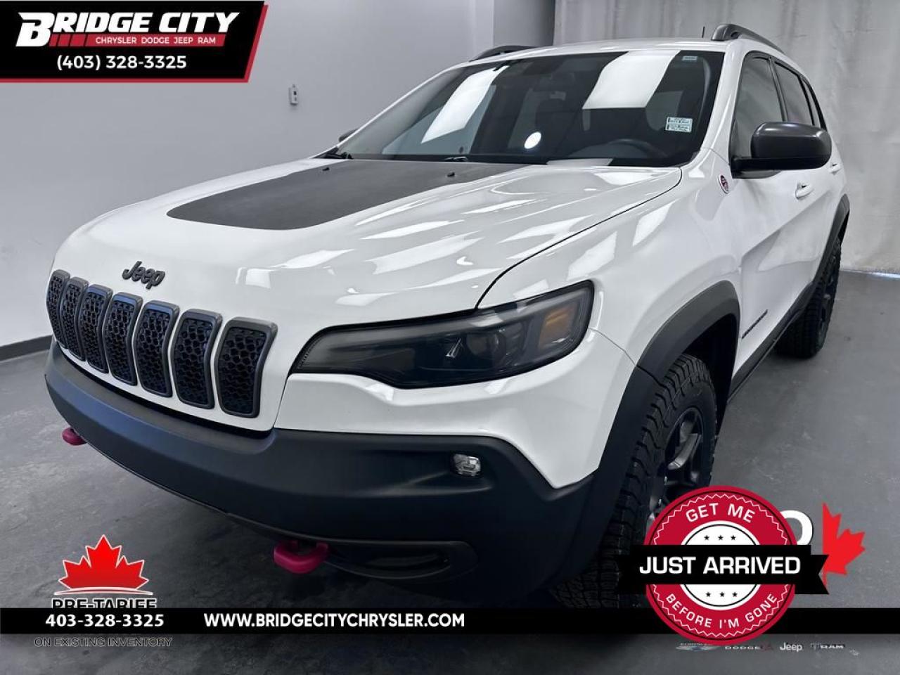 Used 2019 Jeep Cherokee Trailhawk V6 - 4x4 - Remote Start - Heated Seats & Wheel - 8.4 Screen - Trailer Tow Pkg for sale in Lethbridge, AB