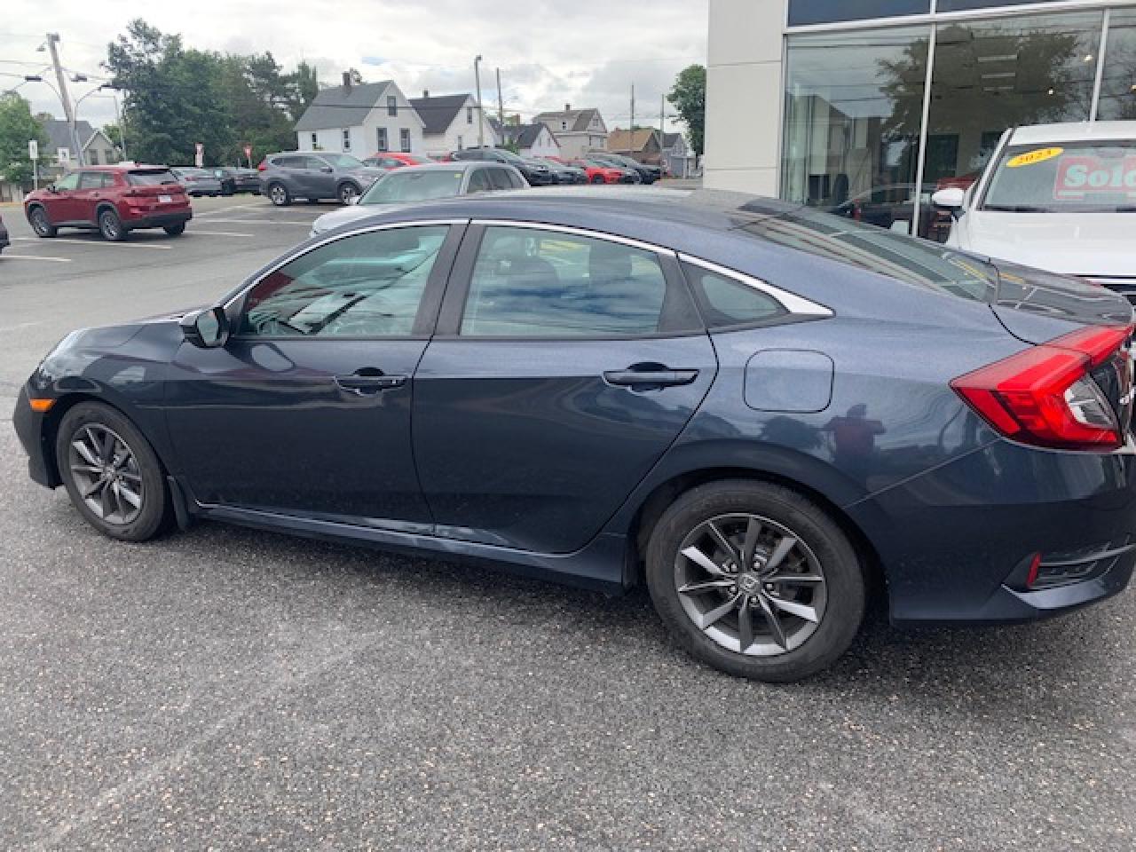 2020 Honda Civic Sedan EX Photo