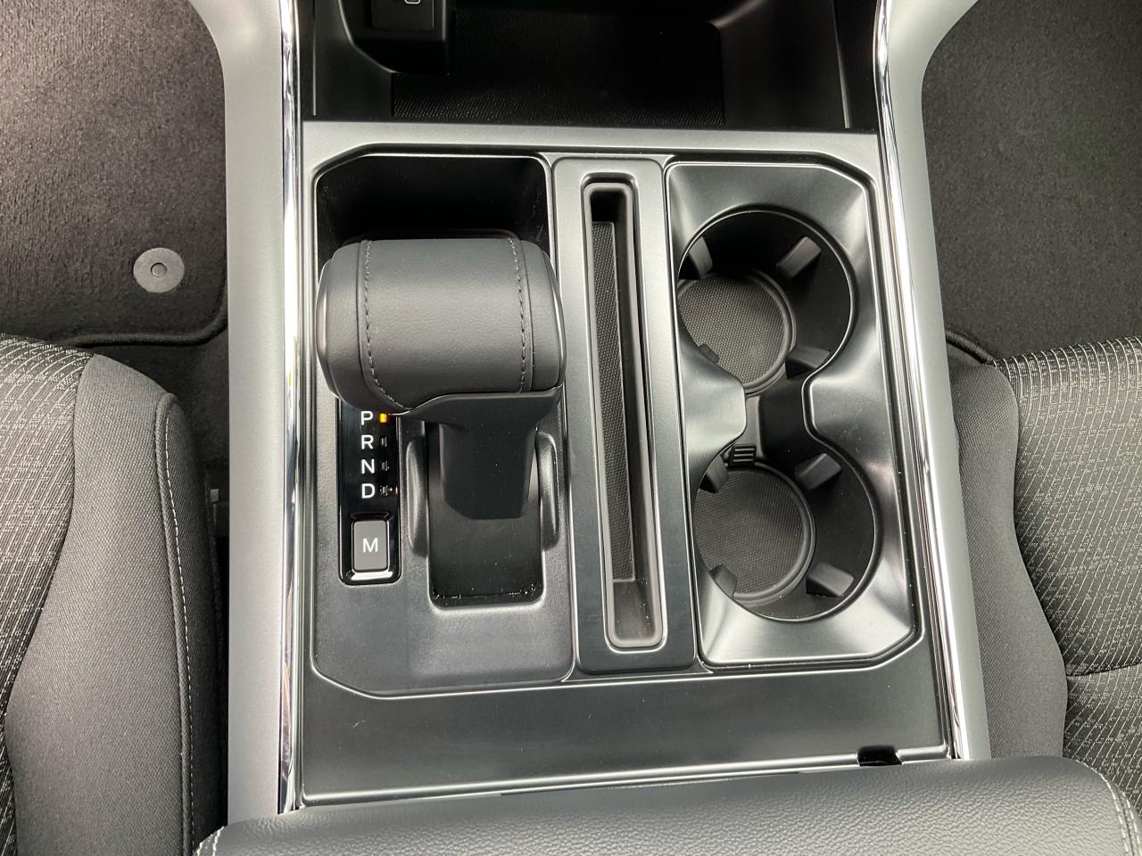 2025 Ford F-150 XLT Photo5