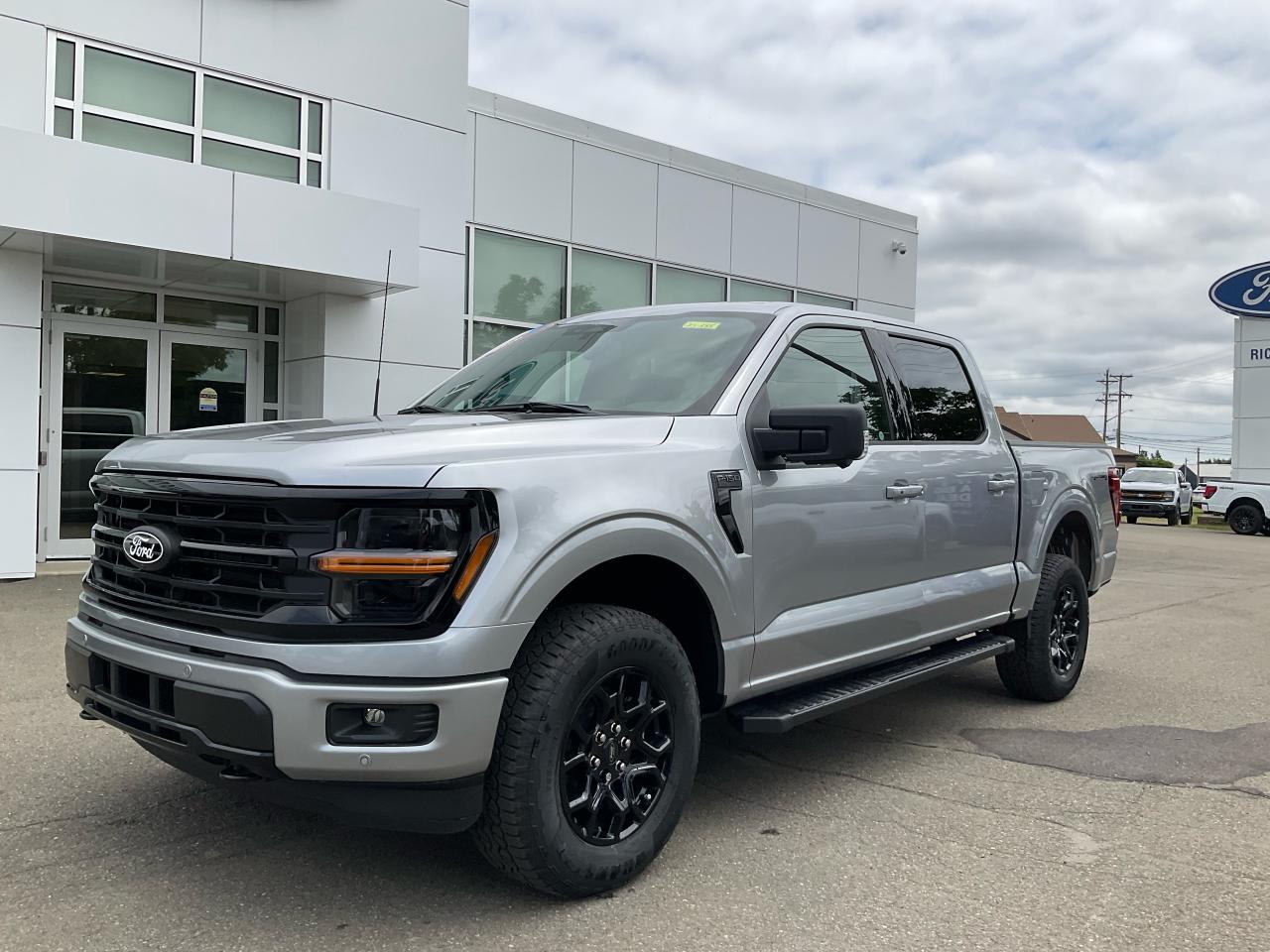 2025 Ford F-150 XLT Photo0