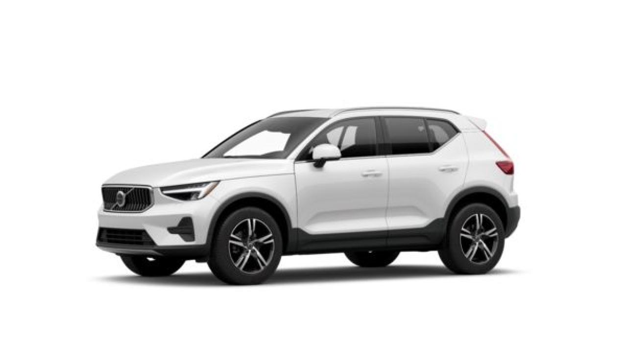New 2025 Volvo XC40 B5 AWD Core Bright Theme for sale in Surrey, BC