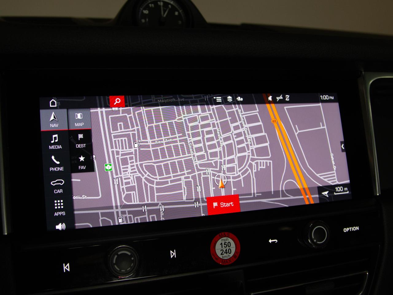 2023 Porsche Macan PREMIUM PLUS PACKAGE | 19" RIM |  PANO Photo