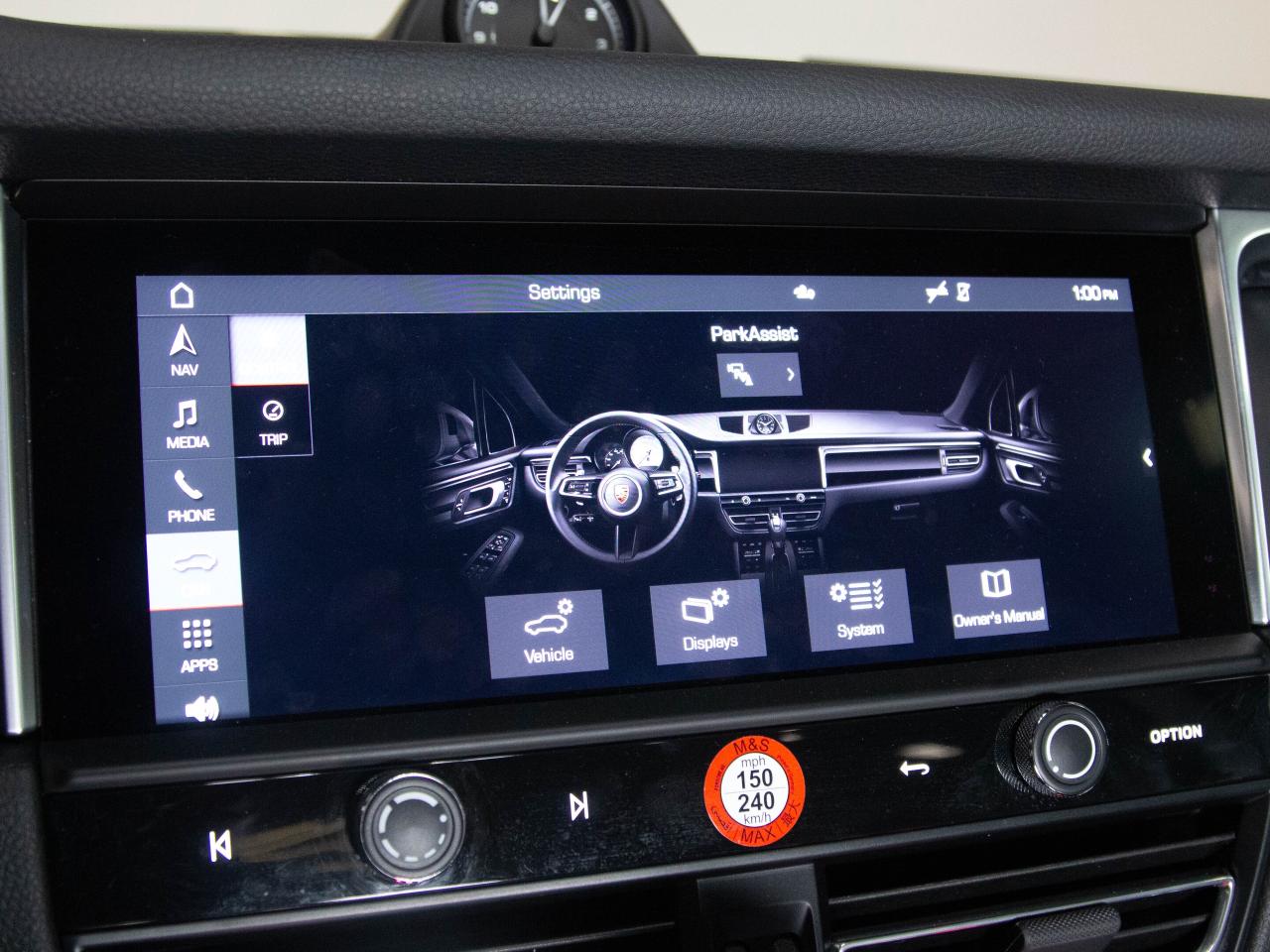 2023 Porsche Macan PREMIUM PLUS PACKAGE | 19" RIM |  PANO Photo