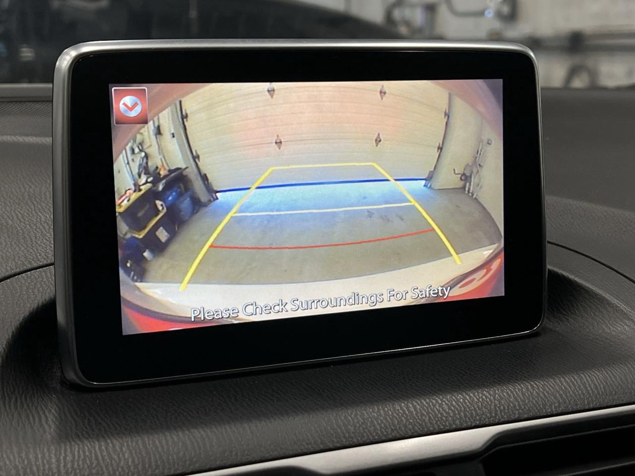 2016 Mazda MAZDA3 6-SPEED | LOW KMS!! | NAV | REAR CAM | BLUETOOTH Photo