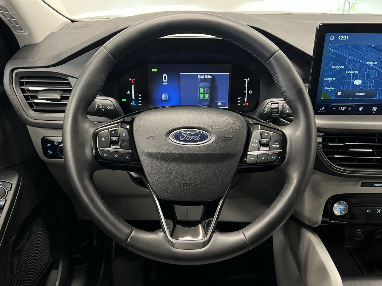 2024 Ford Escape PLUG-IN HYBRID | HTD SEATS | 13IN SCREEN | CARPLAY Photo