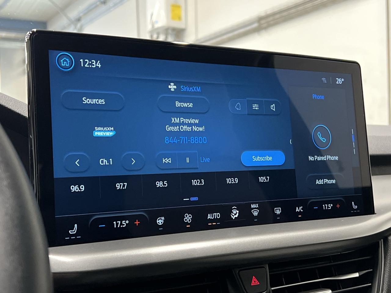 2024 Ford Escape PLUG-IN HYBRID | HTD SEATS | 13IN SCREEN | CARPLAY Photo