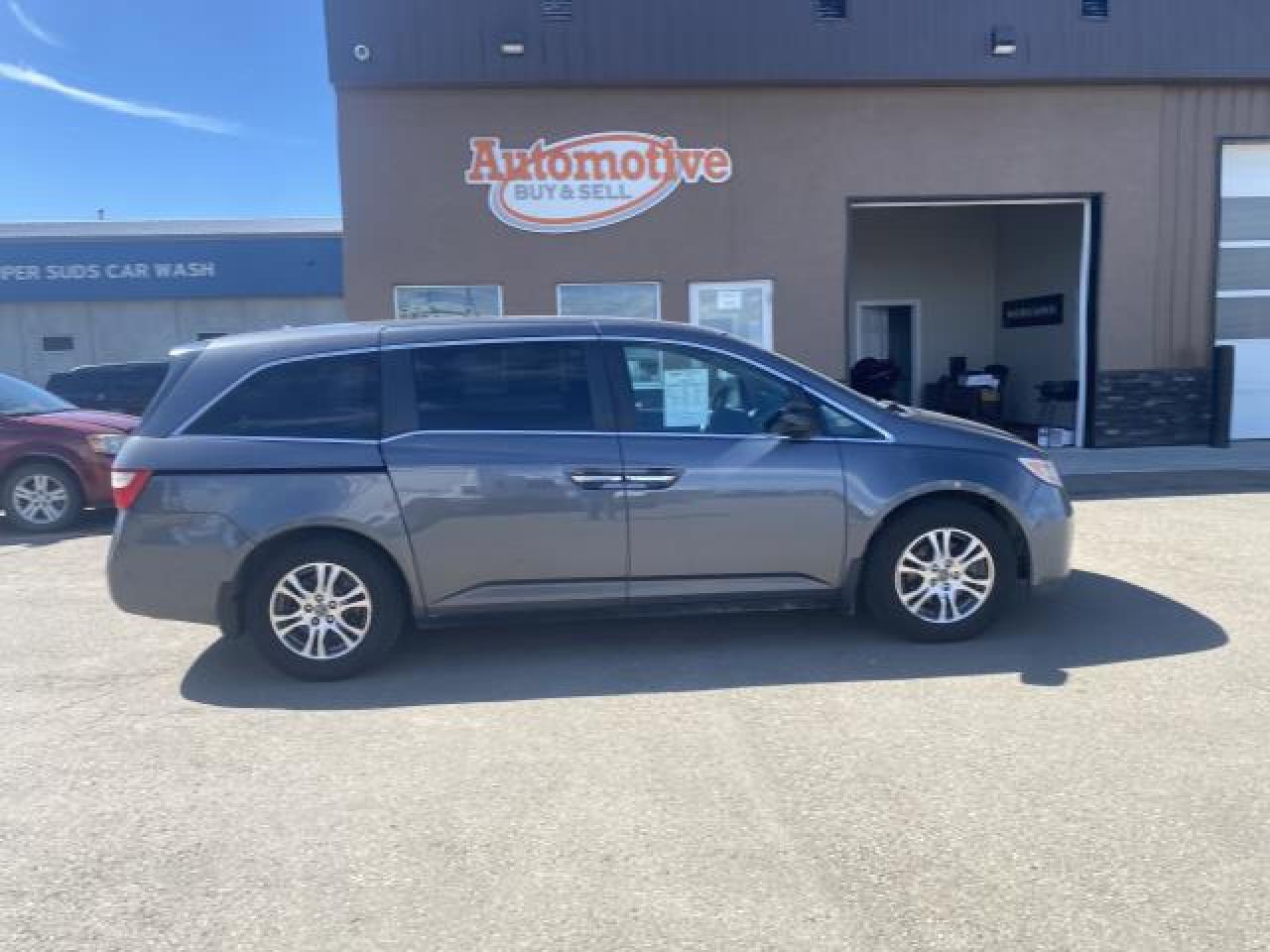 Used 2012 Honda Odyssey EX-L for sale in Stettler, AB