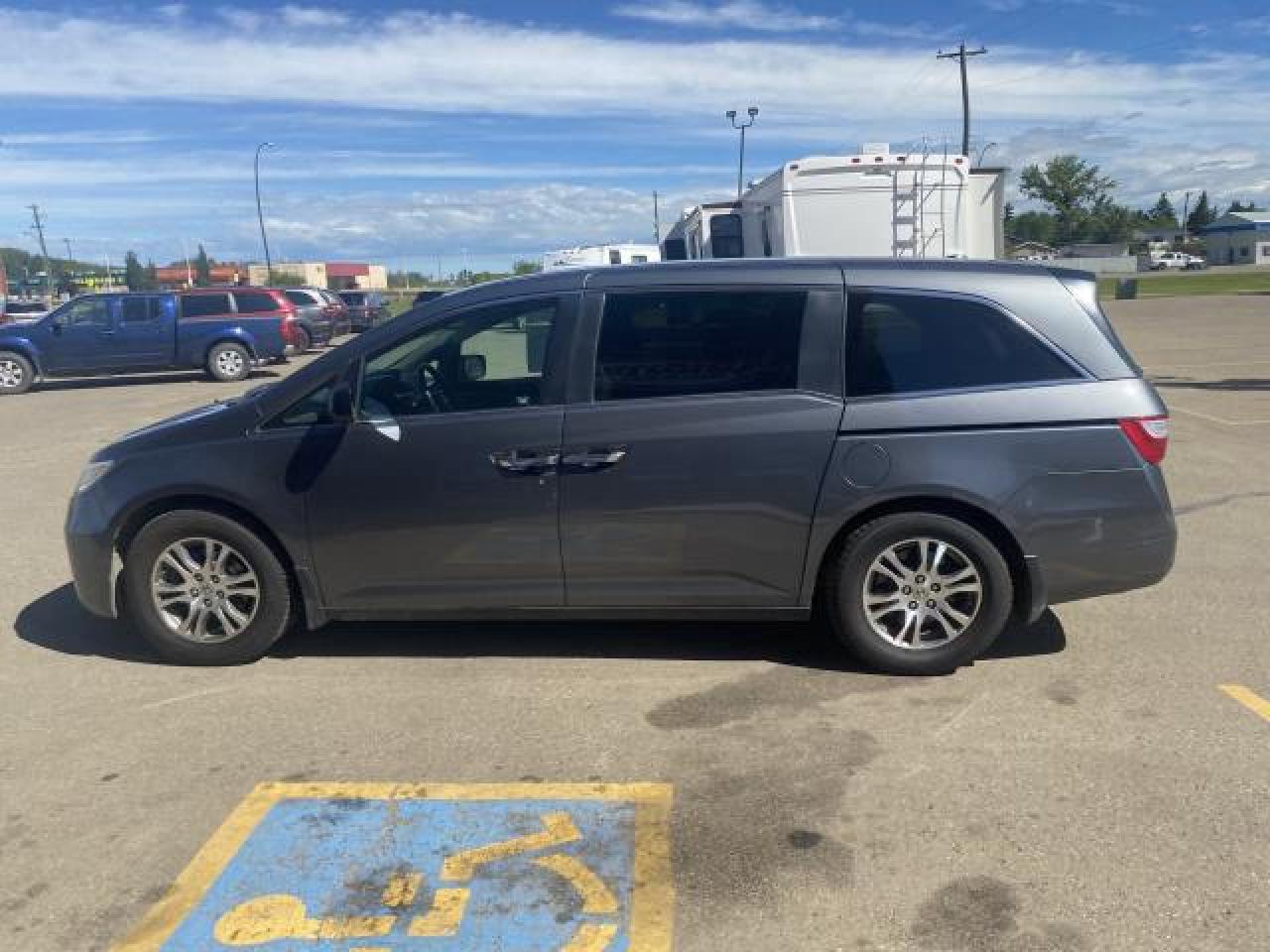2012 Honda Odyssey EX-L - Photo #5