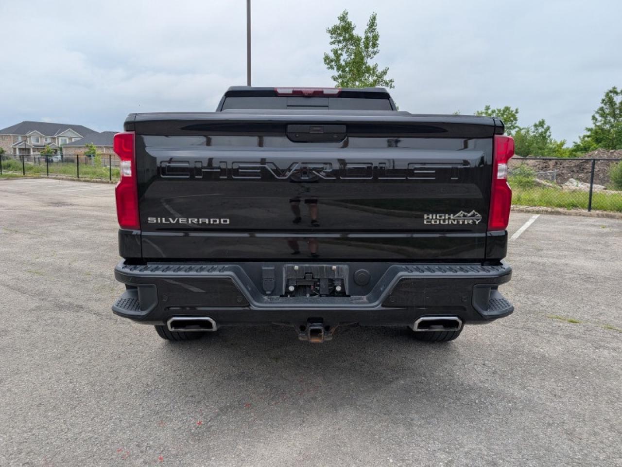 2020 Chevrolet Silverado 1500 High Country  **DELUXE + TECH PKG** Photo3