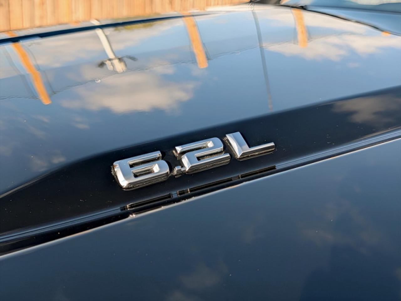 2020 Chevrolet Silverado 1500 High Country  **DELUXE + TECH PKG** Photo