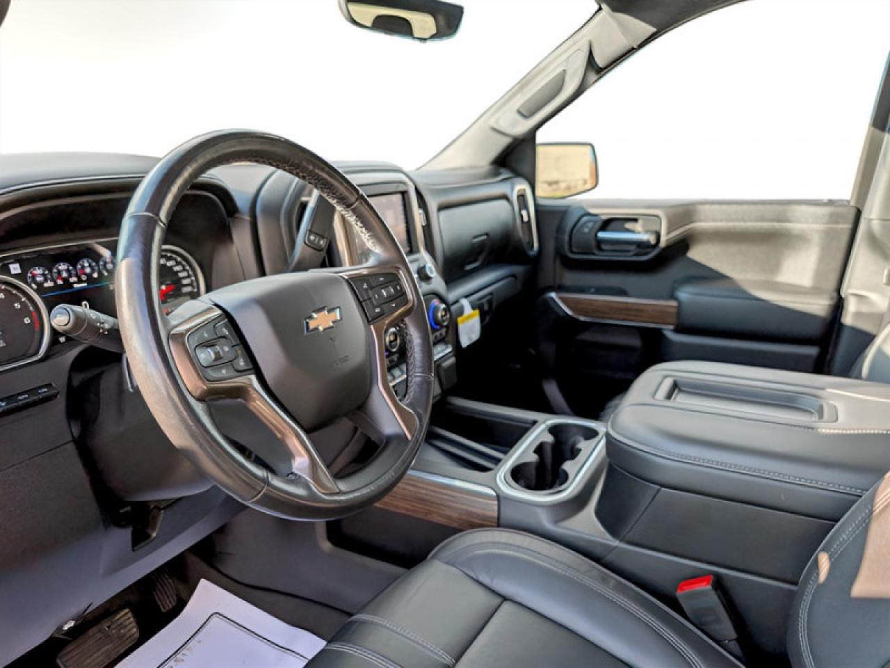 2020 Chevrolet Silverado 1500 High Country  **DELUXE + TECH PKG** Photo