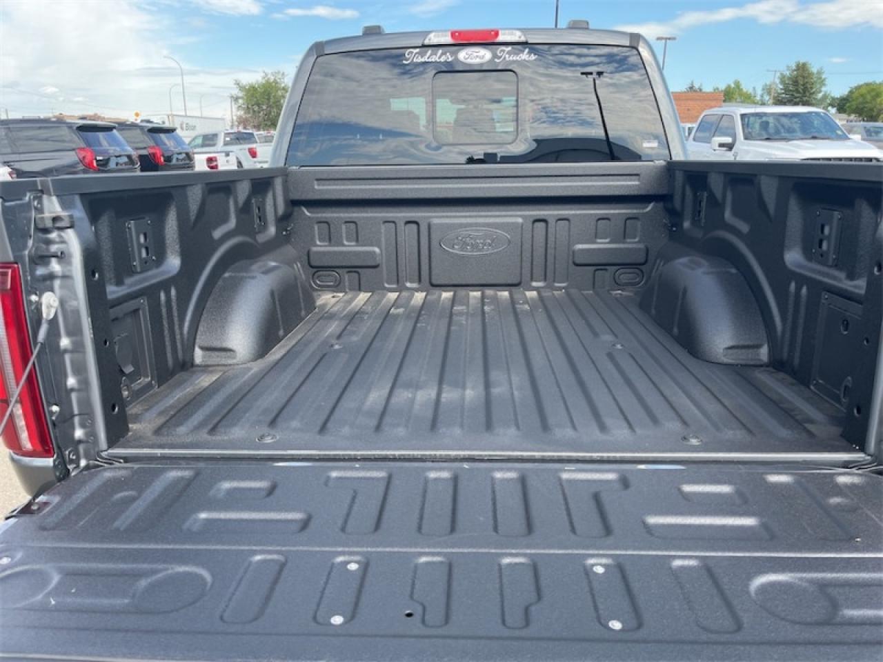 2025 Ford F-150 Lariat  - Tow Package Photo5
