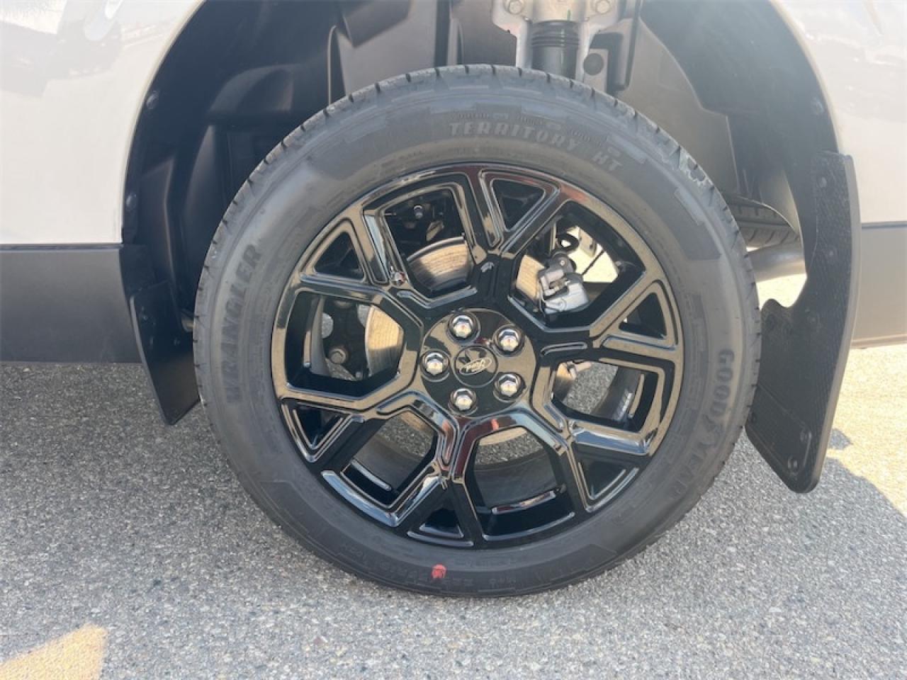 2025 Ford Maverick Lariat  - Heated Seats Photo5