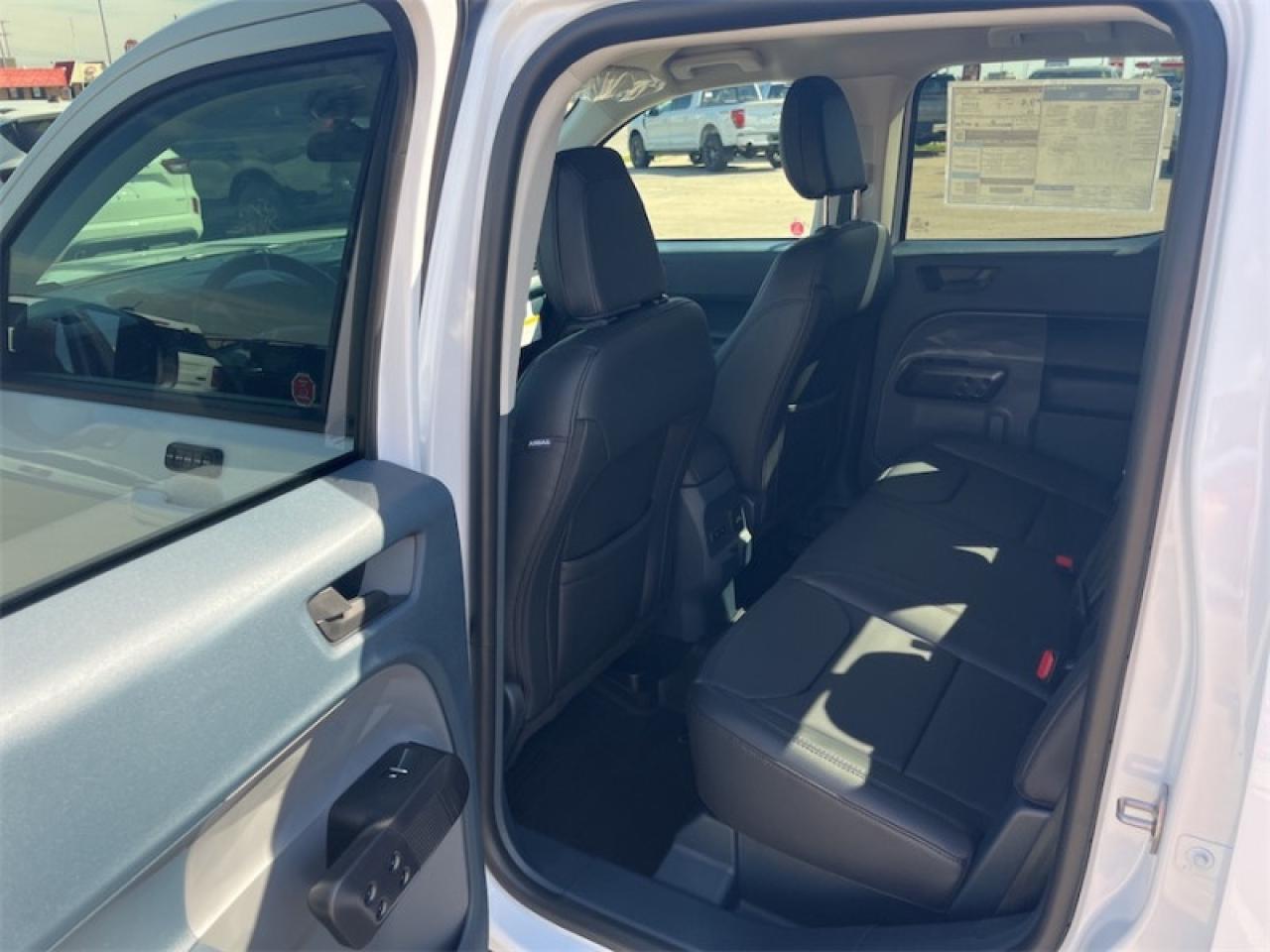 2025 Ford Maverick Lariat  - Heated Seats Photo5