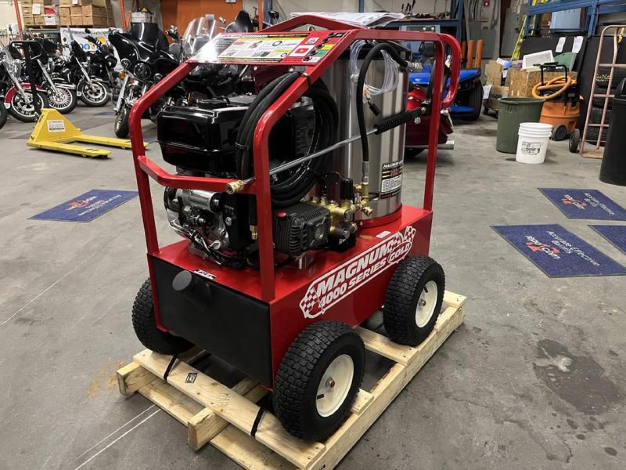 Used 2024 MAGNUM 4000 Hot Water Pressure Washer for sale in Burnaby, BC