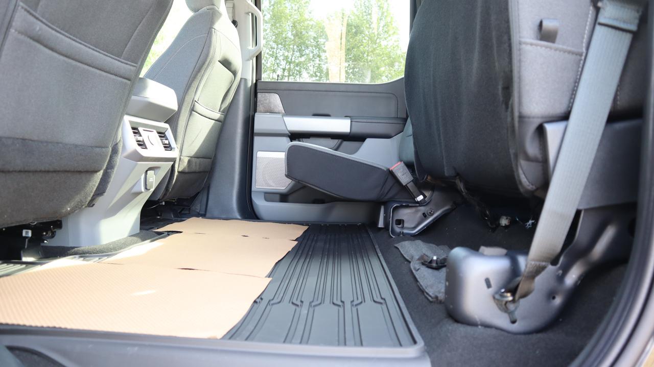 2025 Ford F-350 Super Duty SRW XLT Photo5