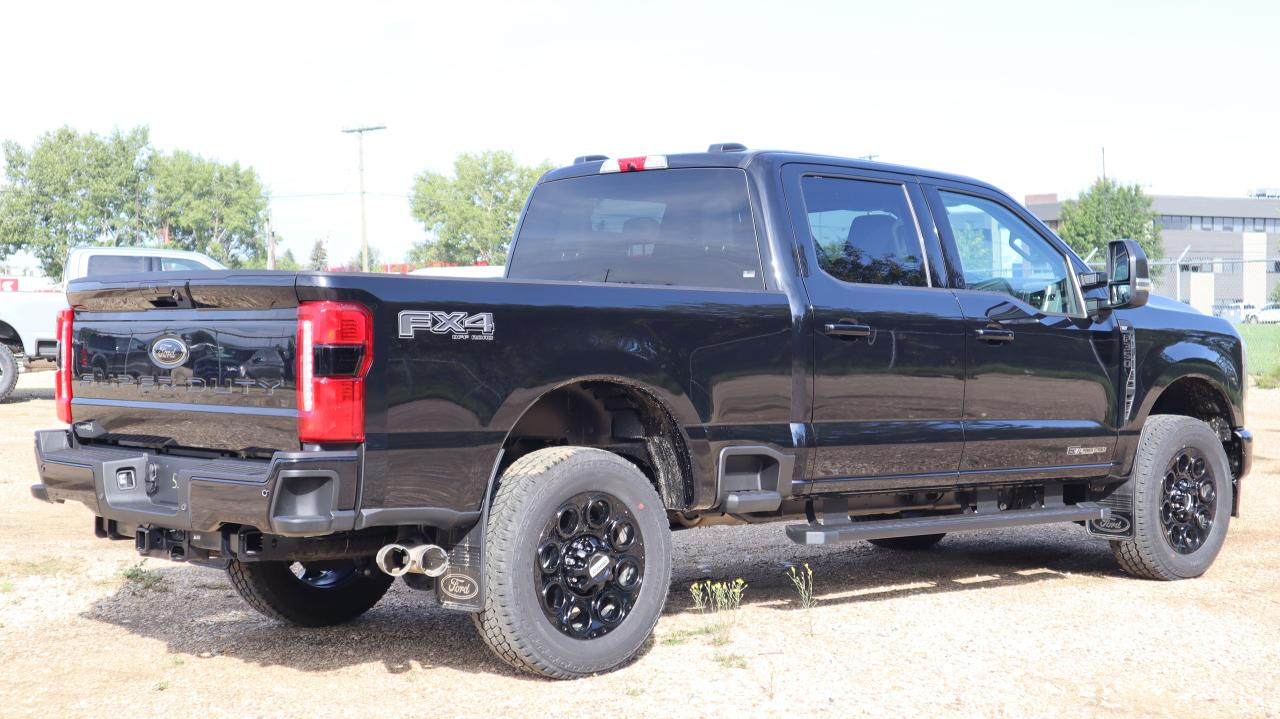 2025 Ford F-350 Super Duty SRW XLT Photo5
