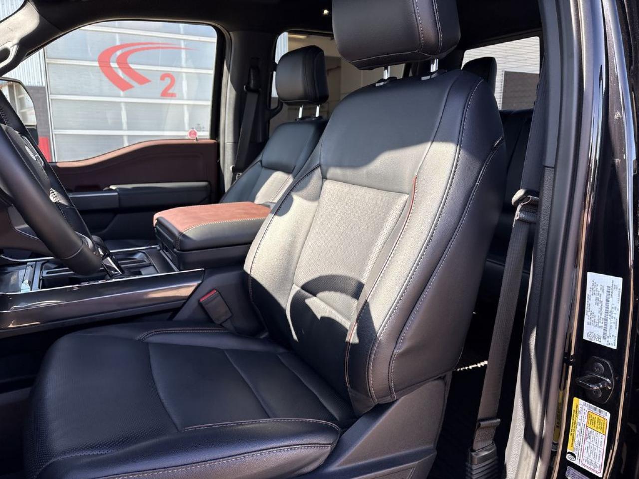 2023 Ford F-150 Lariat Photo5