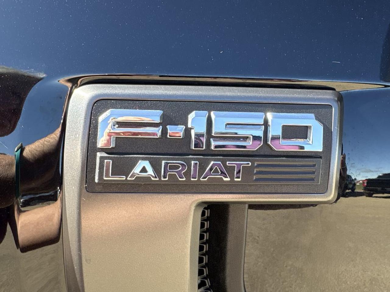 2023 Ford F-150 Lariat Photo5