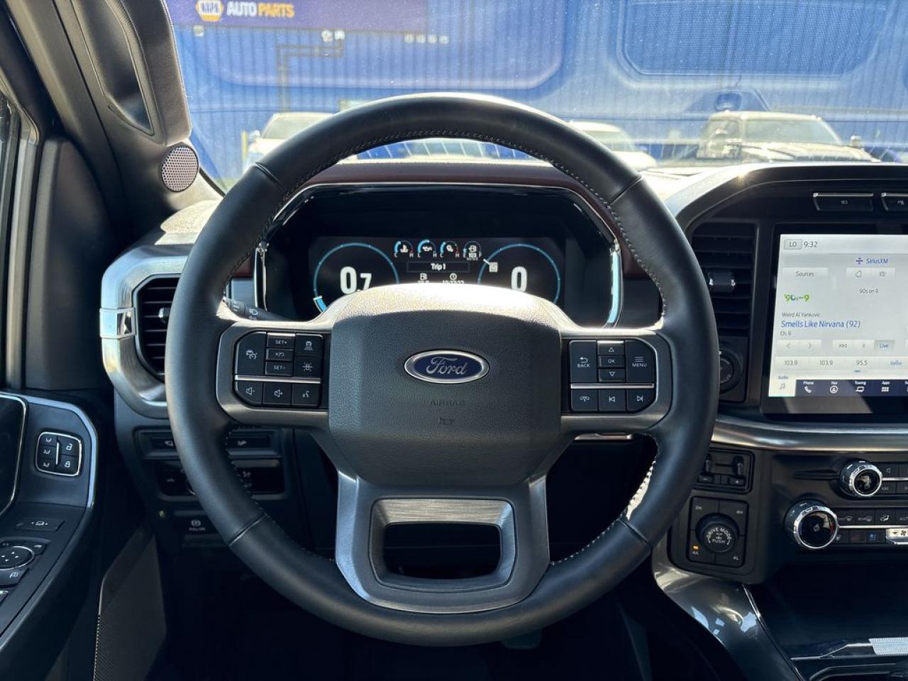 2023 Ford F-150 Lariat Photo5