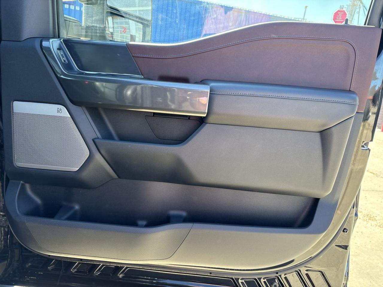 2023 Ford F-150 Lariat Photo5
