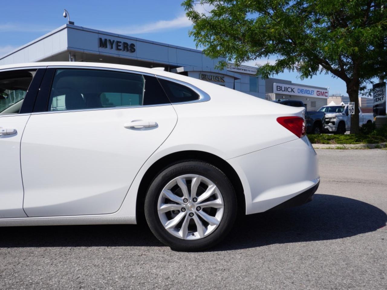 2024 Chevrolet Malibu 1LT  - Aluminum Wheels -  Android Auto Photo