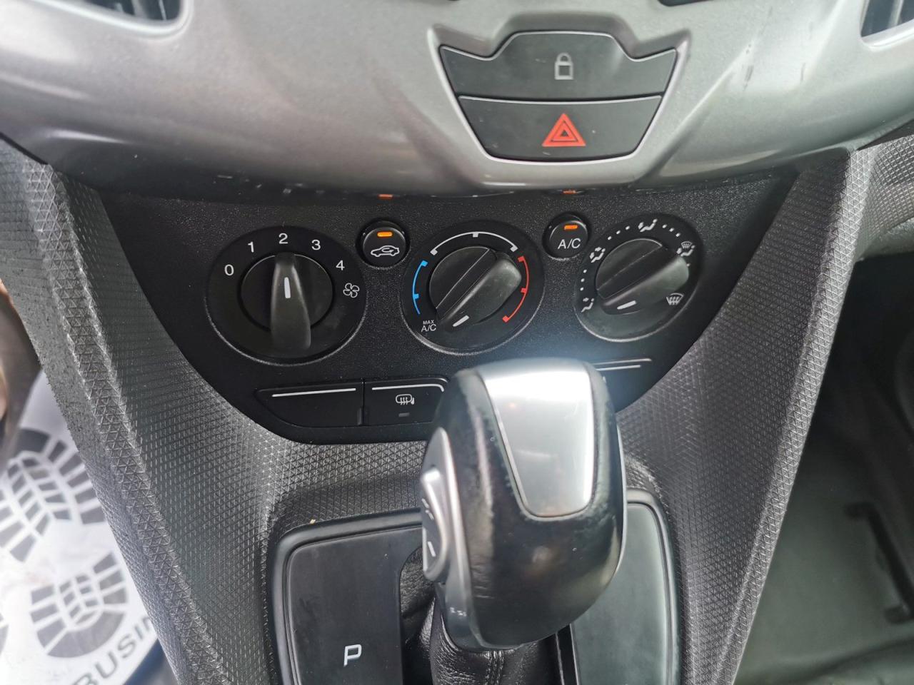 2015 Ford Transit Connect XLT LWB - Photo #17