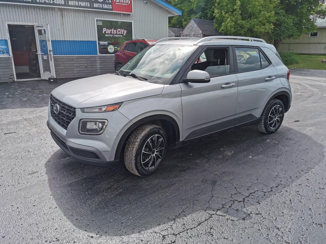 Used 2021 Hyundai Venue SEL for sale in Madoc, ON