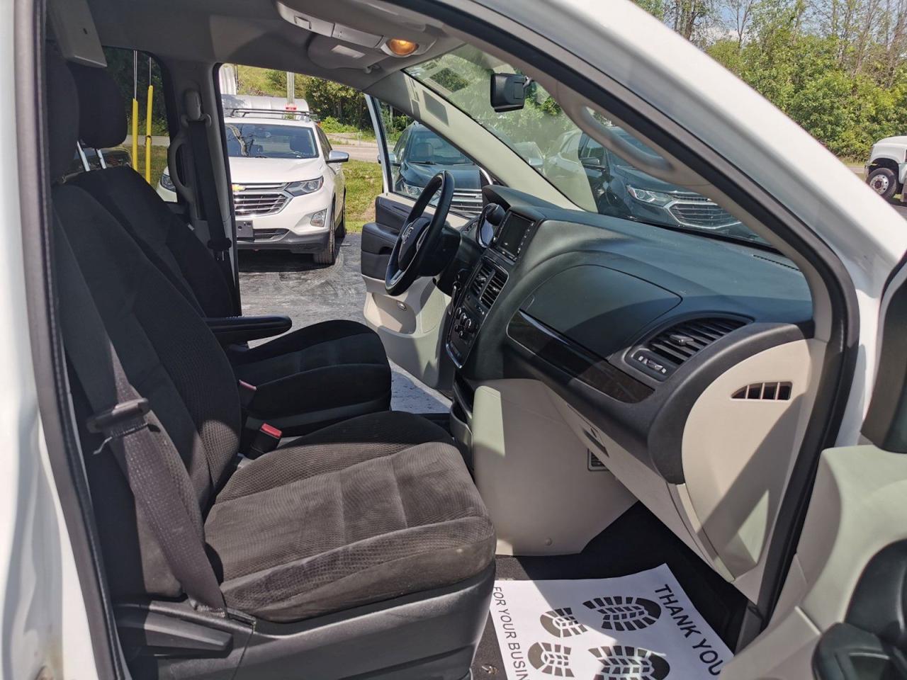 2017 Dodge Grand Caravan SE - Photo #20