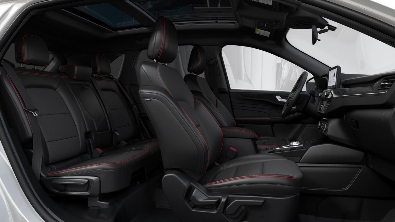 2025 Ford Escape ST-Line Photo