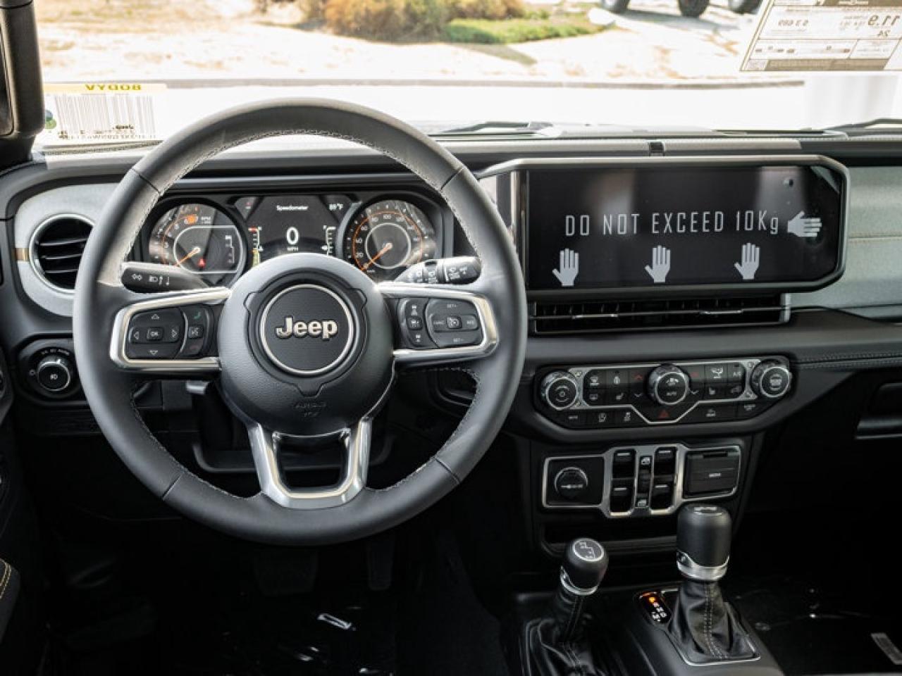 2025 Jeep Wrangler Sahara Photo