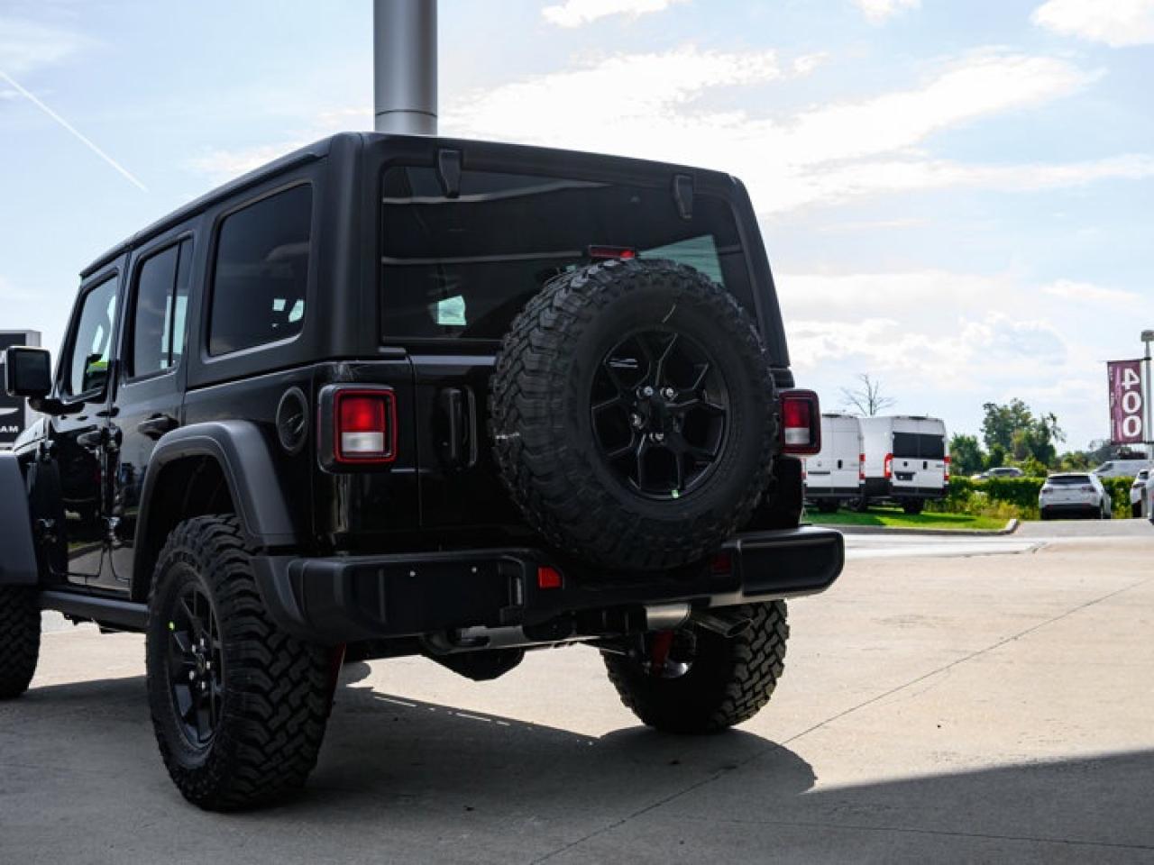 2025 Jeep Wrangler Willys Photo