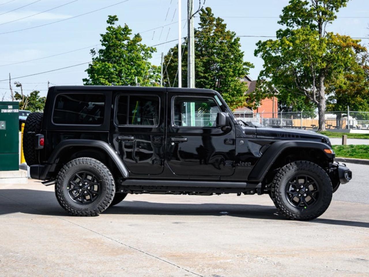 2025 Jeep Wrangler Willys Photo