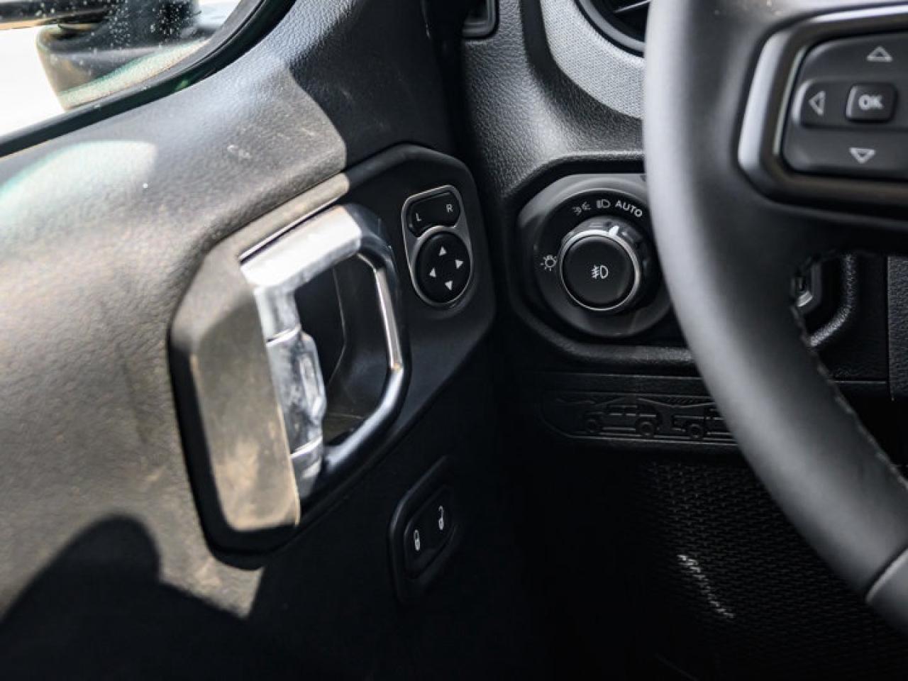 2025 Jeep Wrangler Willys Photo