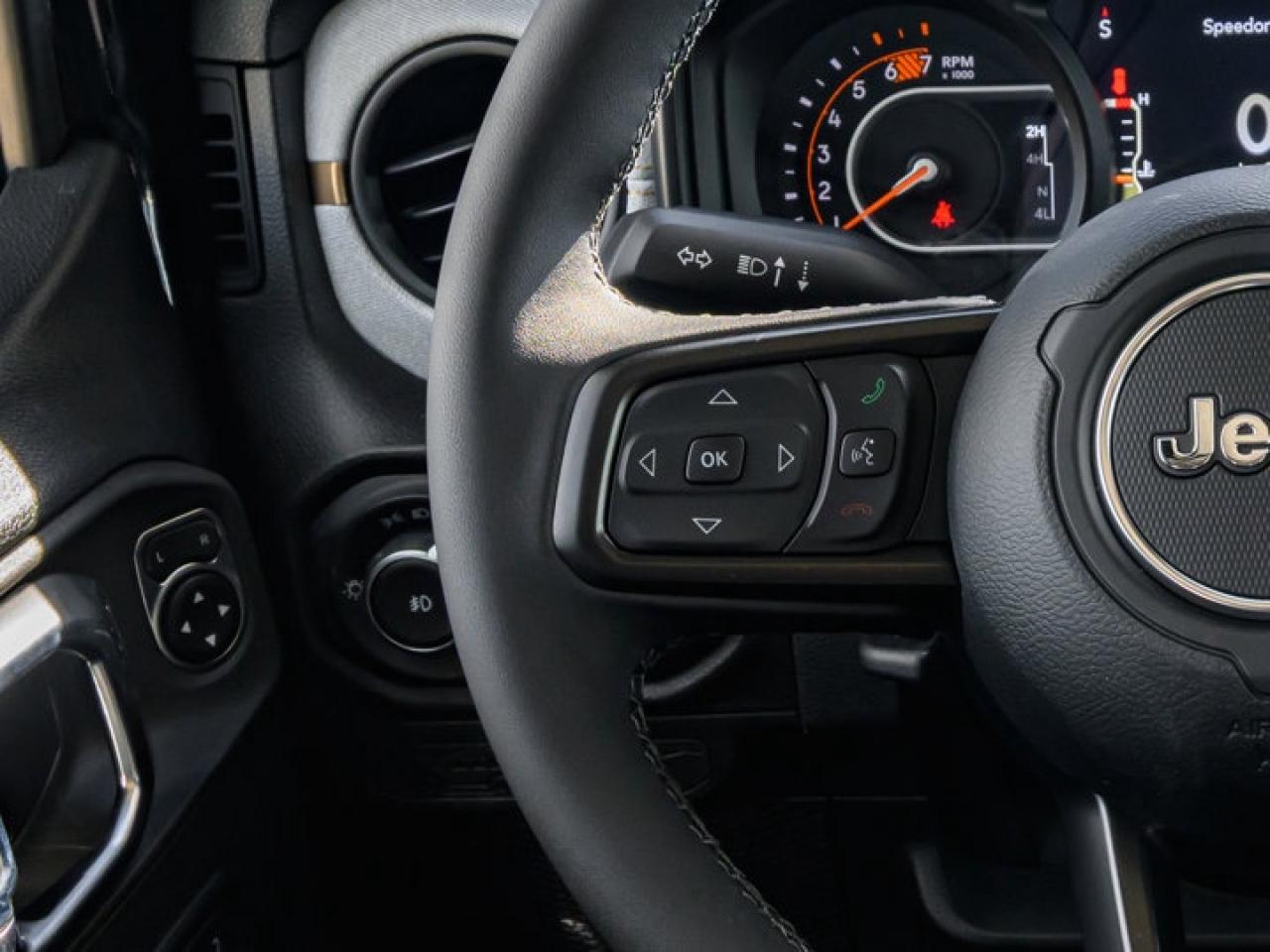 2025 Jeep Wrangler Willys Photo