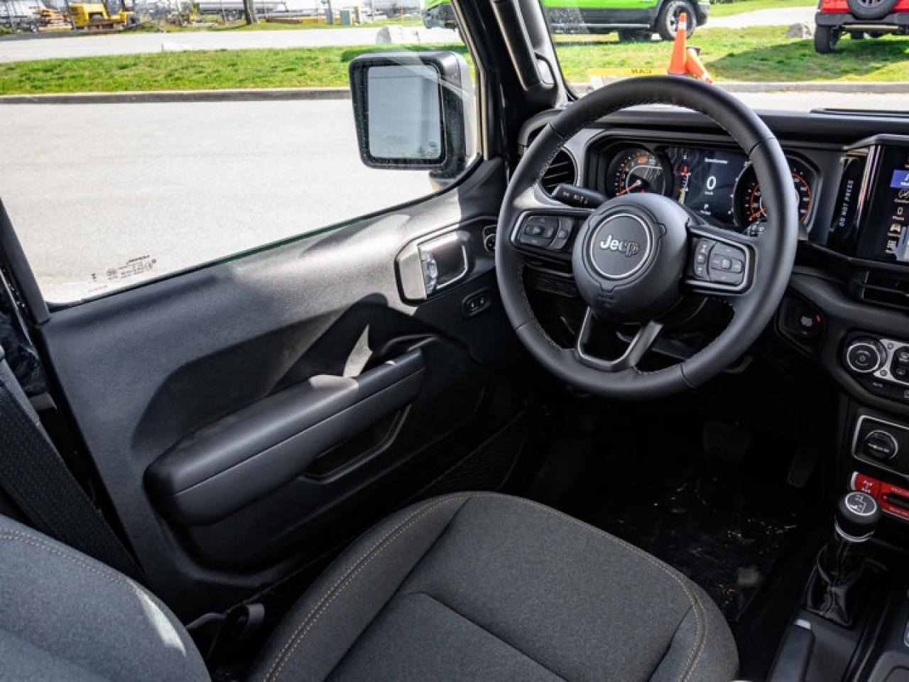 2025 Jeep Wrangler Willys Photo